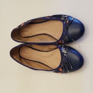Lands'End flat shoes,size 6,dark blue,floral print